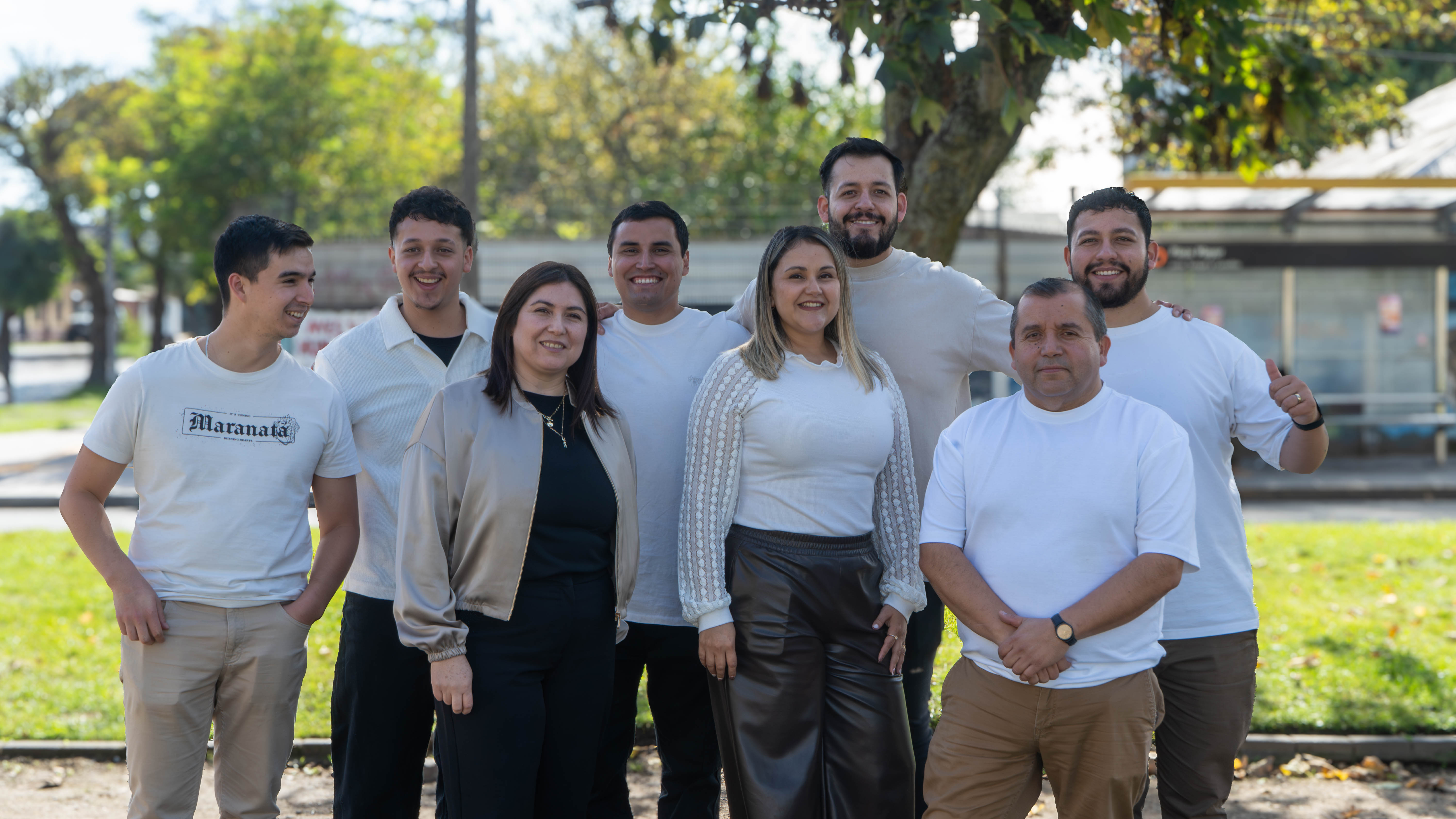 Banda de Alabanza — Foto 4